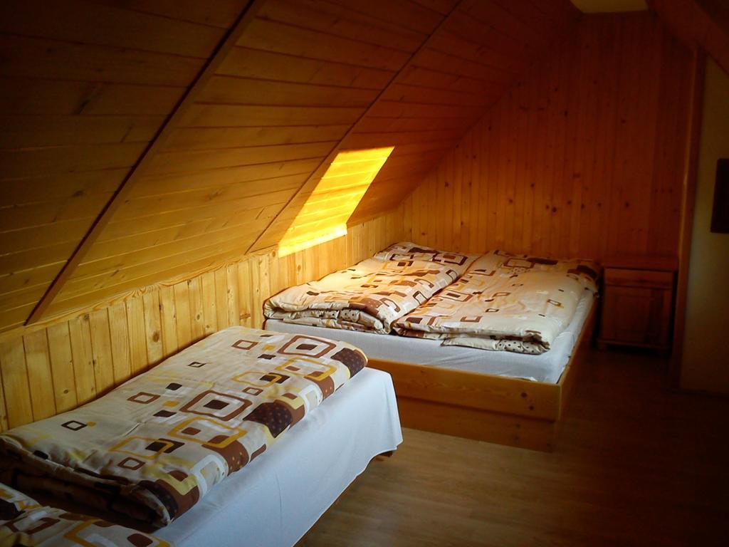 Guest House Pieninka Lesnica Exterior foto